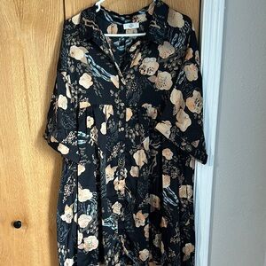 Entro Cream Dolman Sleeve V-Neck Sundress